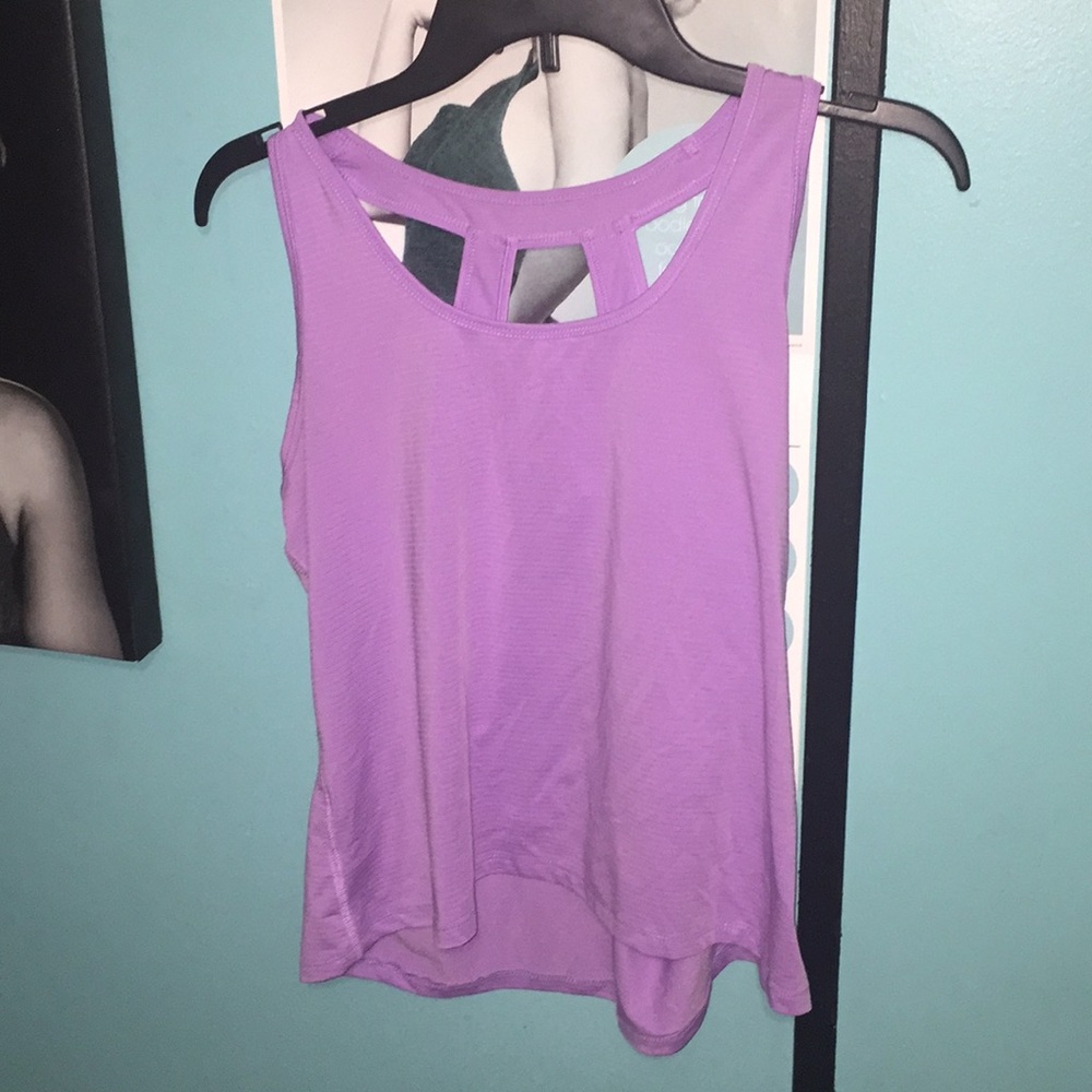 Dri-fit workout tank top.